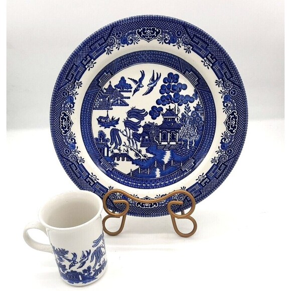 Vintage Churchill England Blue Willow 10" Dinner Plate & 4" Coffee/Tea Mug - Picture 2 of 7